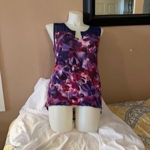 5/$20 Cute blouse